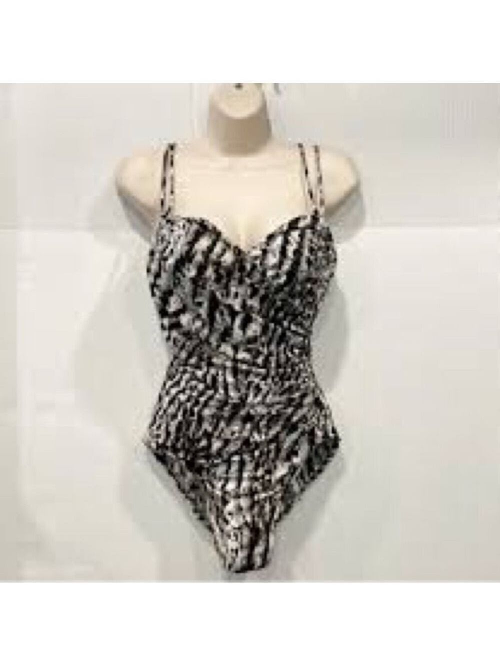 Magicsuit by Miraclesuit  Abstract Leopard Animal Print Swimsuit Sz 8